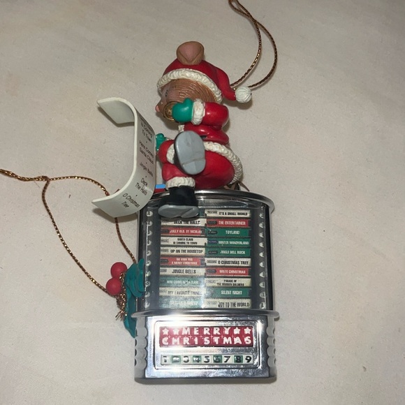 Vintage Enesco Jukebox Ornament from 1996 - Picture 1 of 4